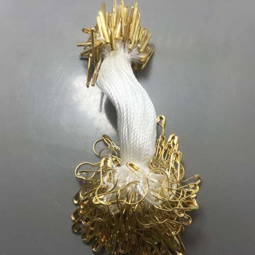 Fashionable Metal Pin Hangtag String Loop Plastic Hang Tag Cord For Garment: white golden thin