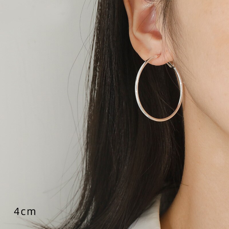 Women Girl Trendy Large Hoop Earrings Big Smooth Circle Earrings Brand Loop Earrings Jewelry: 4CM / Silver