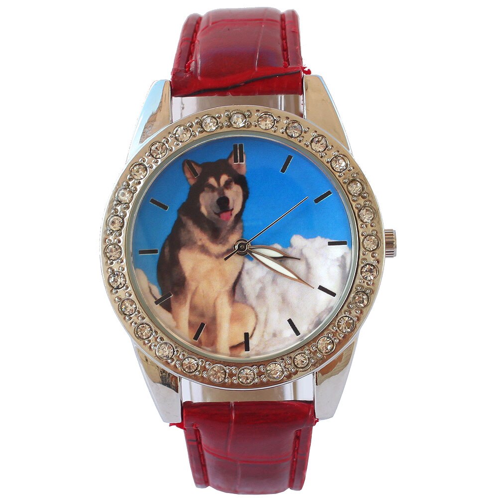 Luxury Leather Women Men Wolf Watches Wristwatch Bracelet Female Round Clock Quartz Watch Men Boy Student Watches: RED