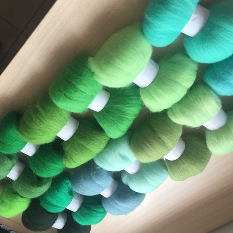 WFPFBEC 70 s thuis diy wol fiber voor vilten 100% wol roving merino 5 g/zak 14 kleuren