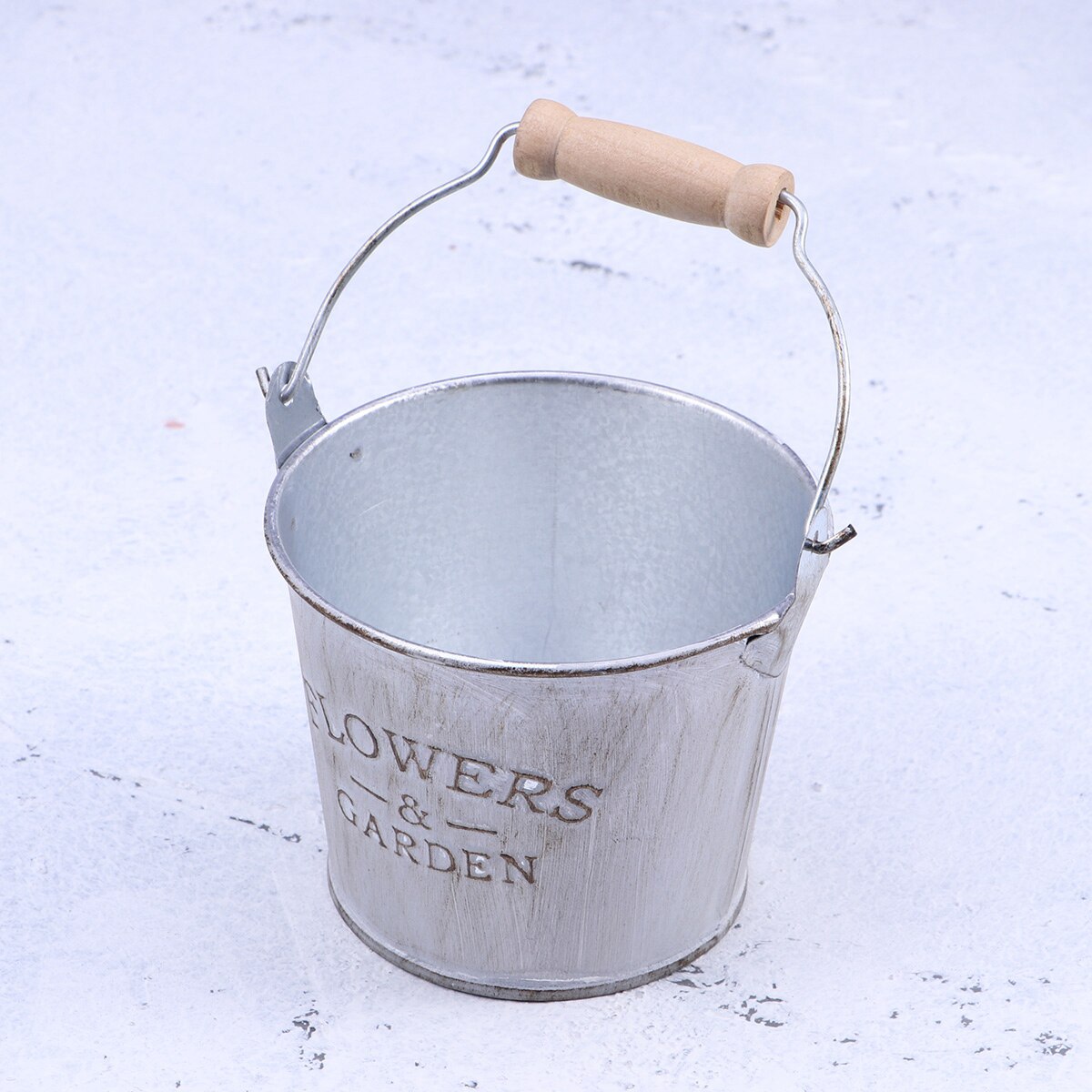 Flower Bucket Home Decoration Iron Bucket: Default Title