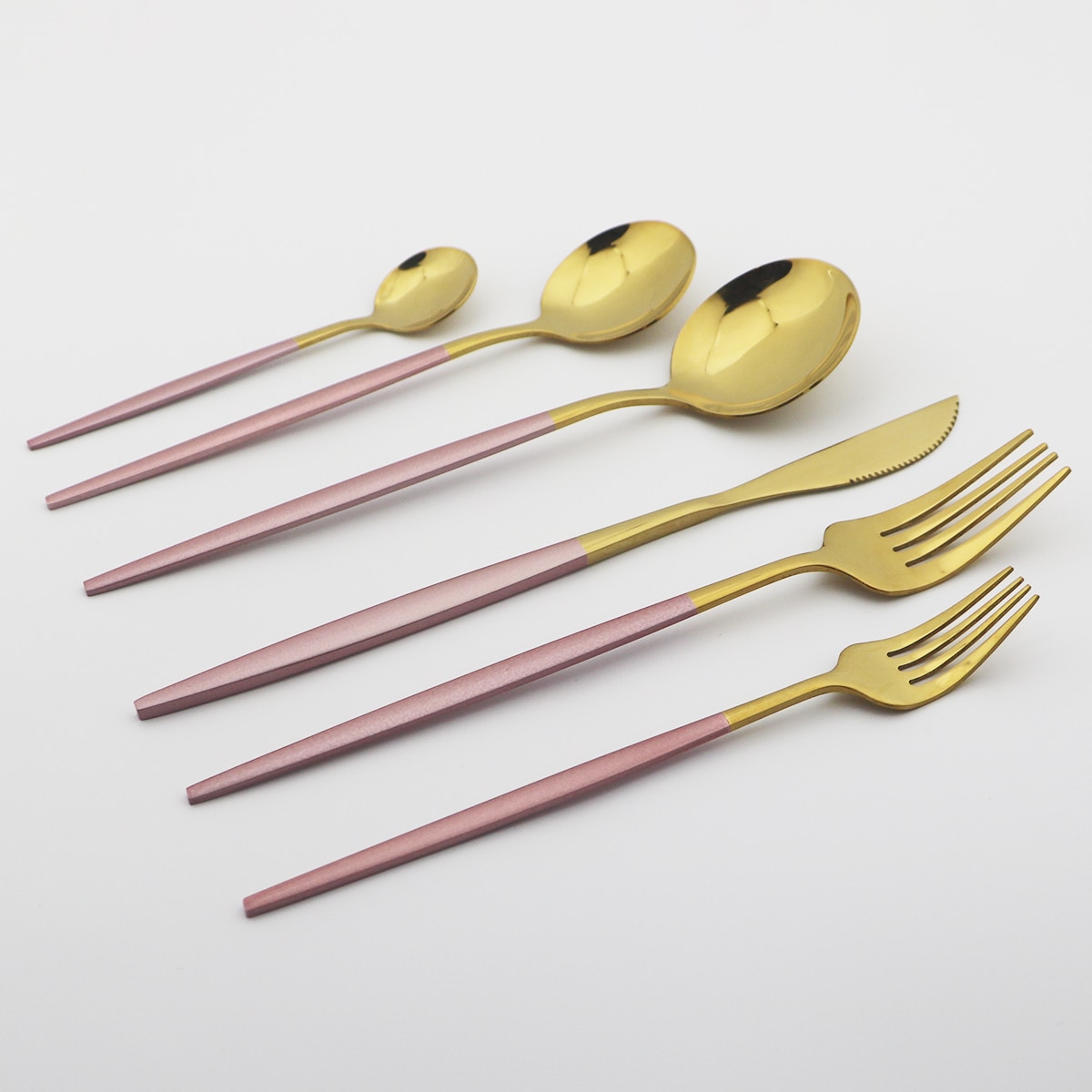 30Pcs White Gold Cutlery Set Stainless Steel Dinnerware Set Knife Fork Spoons Tableware Set Home Kitchen Flatware Silverware Set