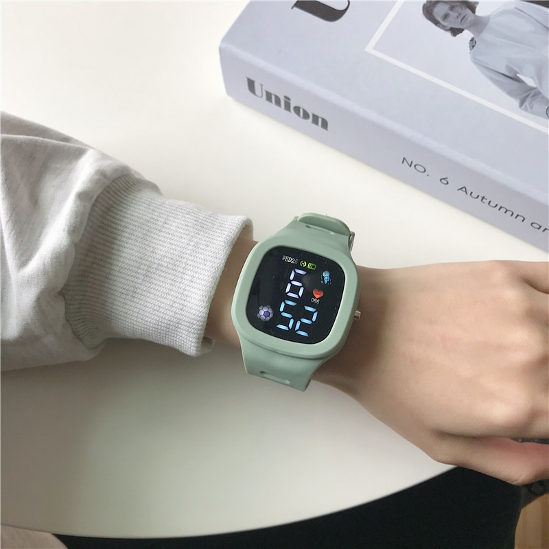 Mannen Vrouwen Horloge Led Digitaal Sporthorloge Voor Kinderen Jongens Meisjes Vierkant Grote Wijzerplaat Waterdicht Siliconen Heren Elektronisch Polshorloge