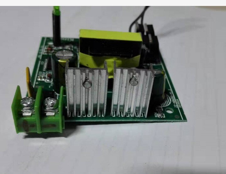 100w 12v à 220v 50hz onduleur carte DC-AC Booster carte cc à ca