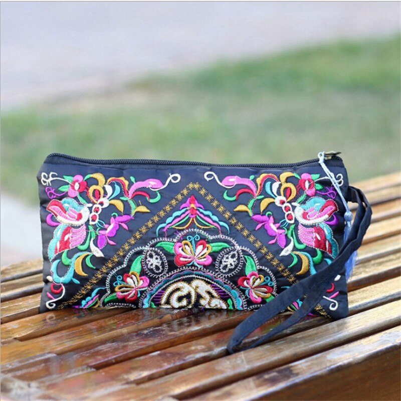 Women Ethnic National Retro Butterfly Flower Bags Handbag Coin Purse Embroidered Lady Clutch Tassel Small Flap