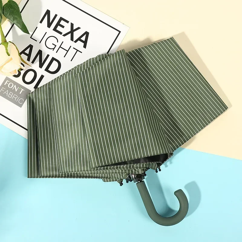 J-formet håndtakslomme mini-paraply anti-uv paraguas solparaply regn vindtett 3 sammenleggbare bærbare paraplyer for kvinner og barn: Klar