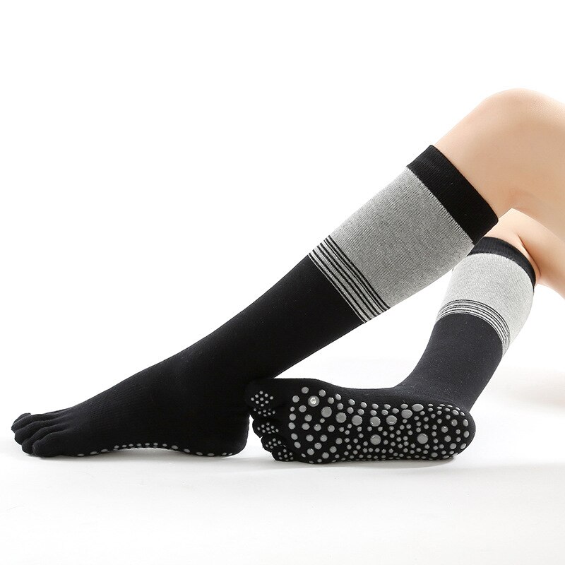 Winter dames lange buis yoga sokken beenwarmer antislip open teen danssokken yoga vingers antislip katoen ademend elasticiteit: Streepzwartvol