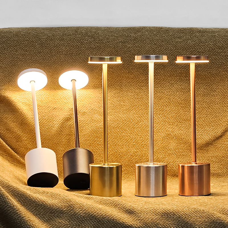 Creatieve Aanraaksensor Led Tafellamp Usb Oplaadbare Nachtlampje 3 Kleuren Verstelbare Temperaturen Bureaulamp Hotel Bar Decoratie