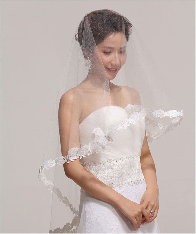 Simple Tulle White Ivory ONE Layer Bridal Veil with Appliques Bride Accessories Short Women Veils