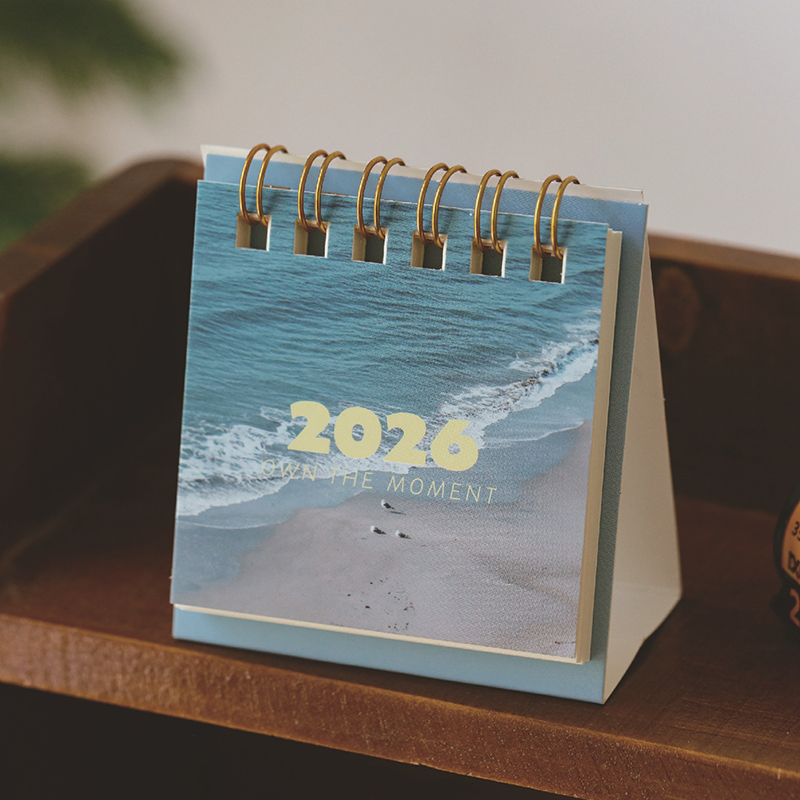 2026 Landschap Mini Bureaukalender Creatieve Spoelplanner Desktop Ornament Kantoorbenodigdheden Decor: WIT