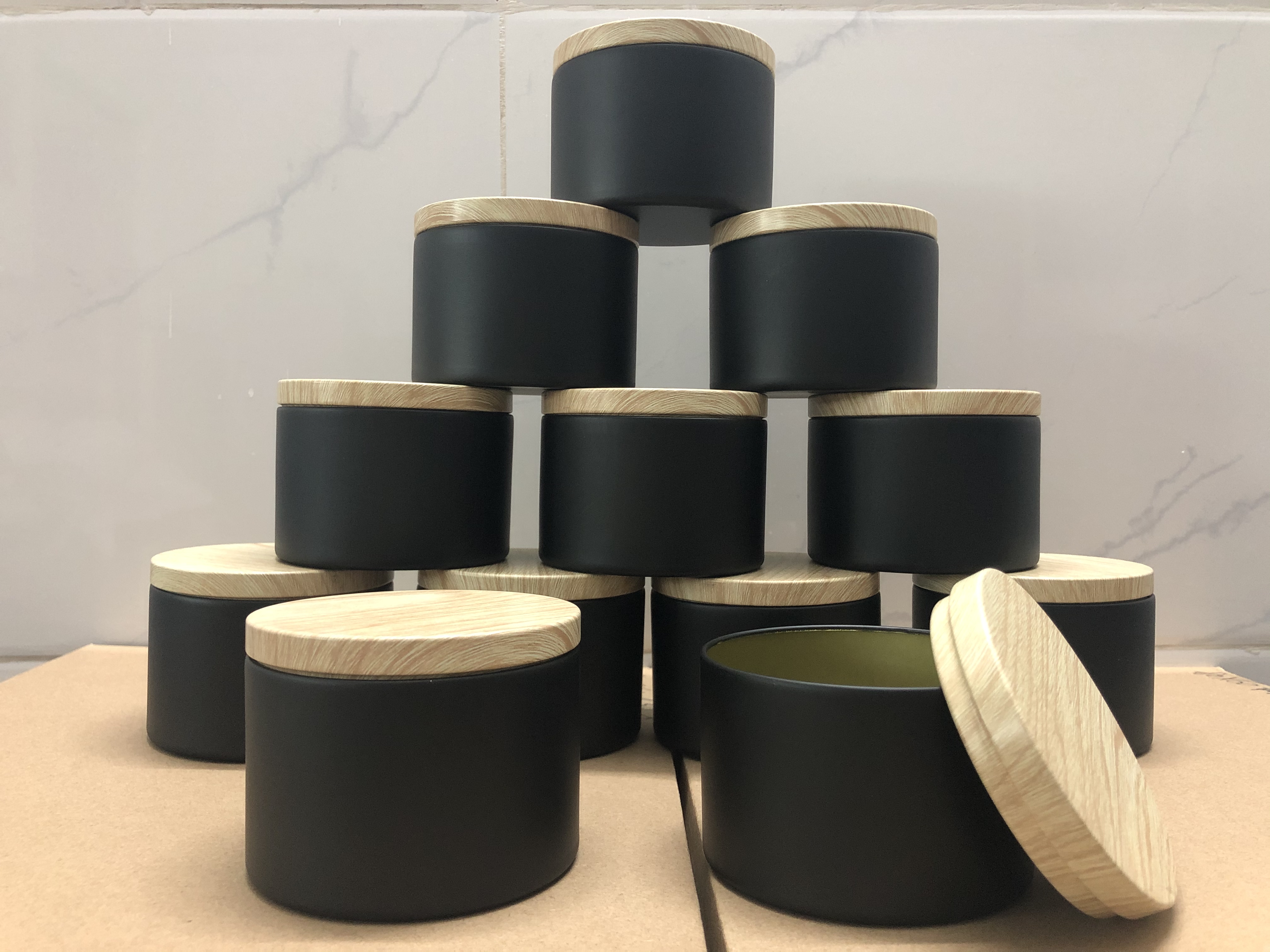 8oz Luxury Candle Jars with Wood Pattern Lid Bulk Round Candle Container Tins Empty Candy Storage Box Cosmetic Pot Black Gold: 12pcs black