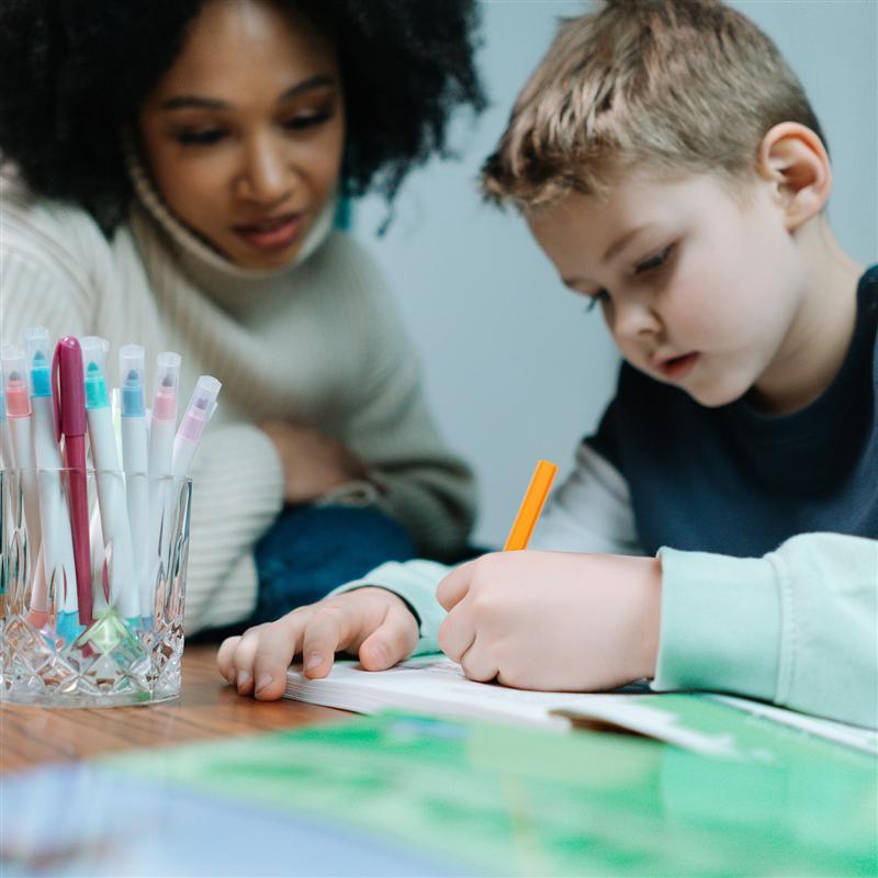 Lápices de bocetos artísticos para niños, lápices cortos de pintura escolar, lápices de dibujo para niños (Color aleatorio), 108 Uds.