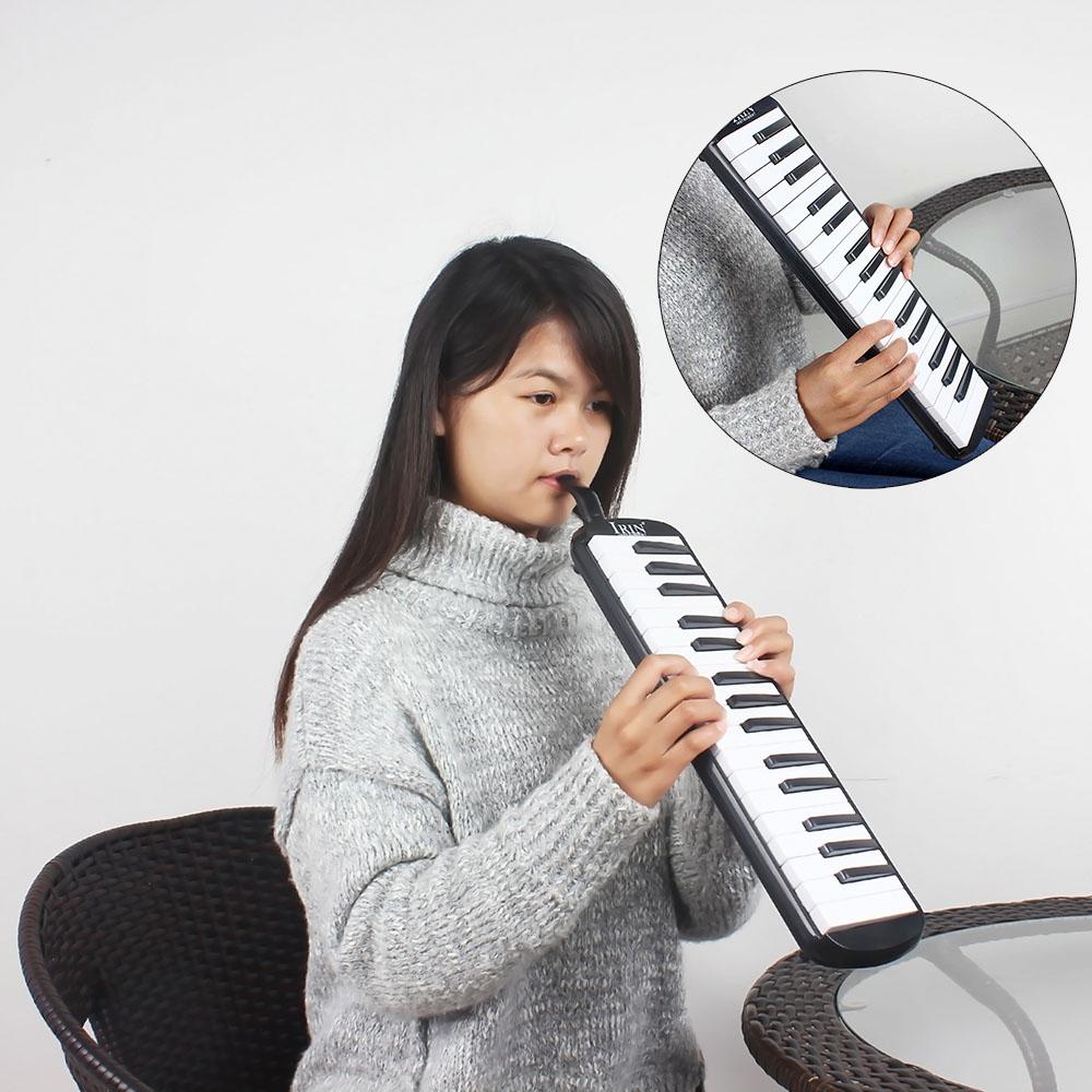 32 Key Piano Style Melodica with Deluxe Carrying Case Organ Accordion Mouth Piece Blow Key Board Instrument