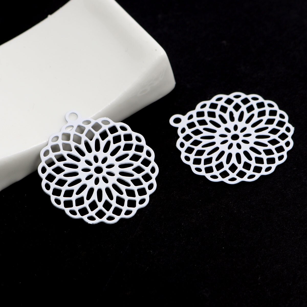 Flower of life berlocker koppar filigran stämpling hängen silver färg 3cm x 2.7cm för att göra själv örhängen smycken , 10 st: 7