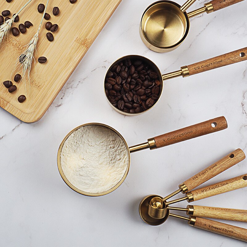 8PCS Kitchen Measuring Baking Tool Copper Plating Measuring Cup Wooden Handle Gold Measuring Cups Cake Sugar Measuring Spoon Set