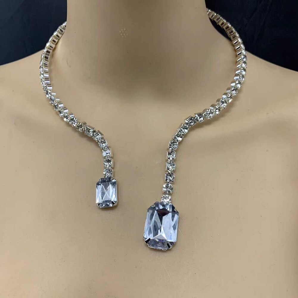 Collar con colgante de cristal doble grande para mujer, joyería de boda con Torques, Gargantilla abierta con diamantes de imitación brillantes: White / Plata