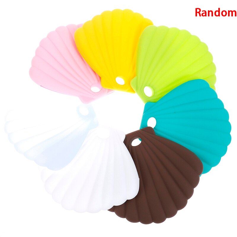 1Pc Draagbare Masker Clips Wegwerp Gezichtsmasker Storage Case Container Opvouwbare Recycling Masker Holder Tassen Artefact: RANDOM