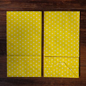 8pcs Paper Envelope For Postcard Kids Paper Bag Small Craft Envelopes School Materials Colorful Dots Envelope: yellow