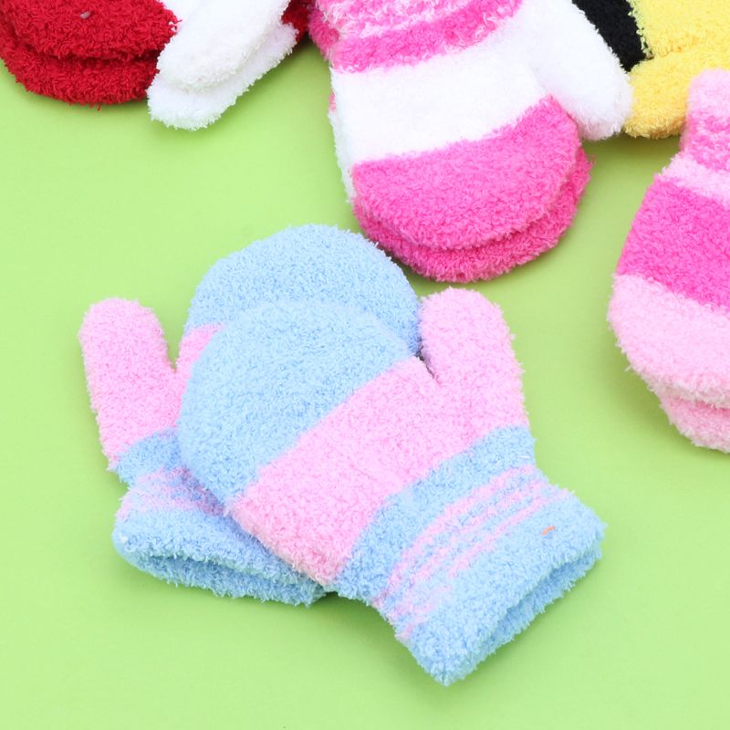 2020 del nuovo Sveglio infantile Del Capretto Del bambino Delle Ragazze Dei Ragazzi Inverno Caldo Guanti Del bambino Del lavorare a maglia Arcobaleno Guanti