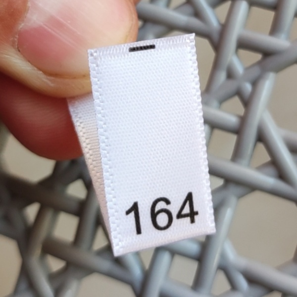 50 stks Satijn Maat Label voor baby 74 80 86 92 98 104 110 116 122 134 140 146 152 158 164 170 Print Sizing Labels: Antique Copper