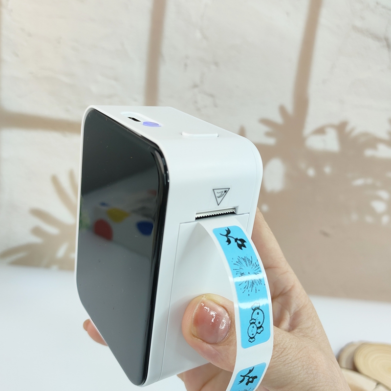 P15 Portable Wireless Bluetooth Thermal Printer Mini Label Printer Inkless Adhesive Printing Machine Sticker Labeling Machin: WHITE