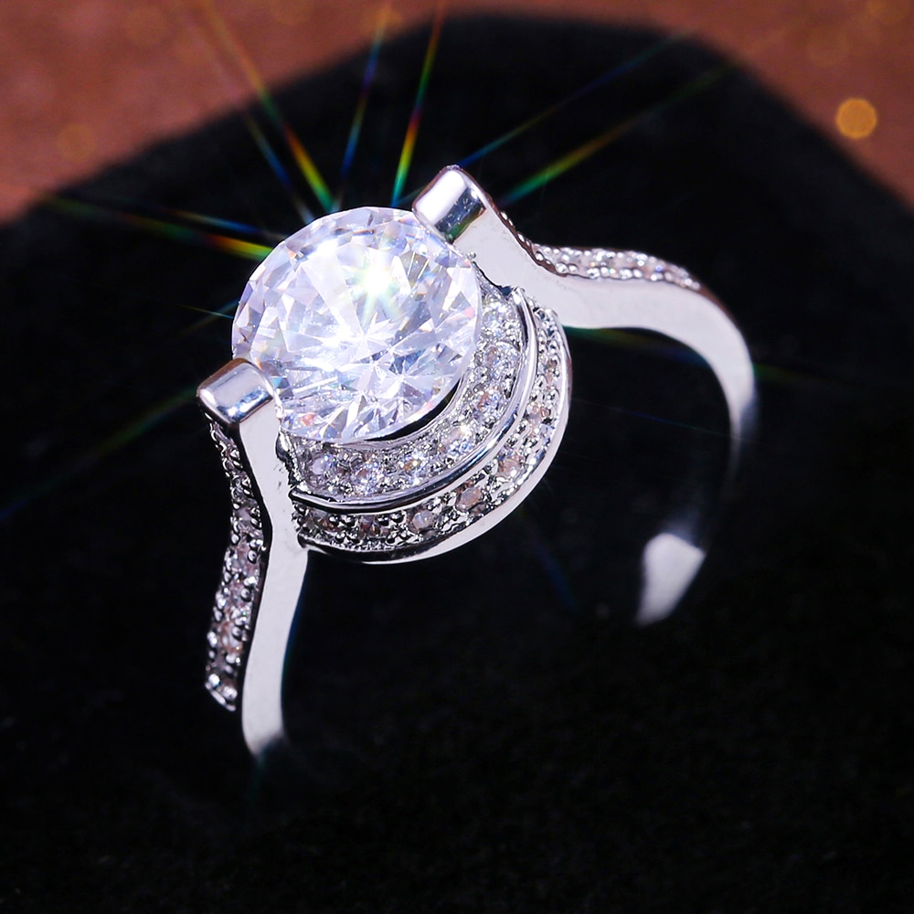 Huitan Classic Wedding Engagement Ring Fascinating With Brilliant Dazzling Cubic Zirconia Stone Prong Setting