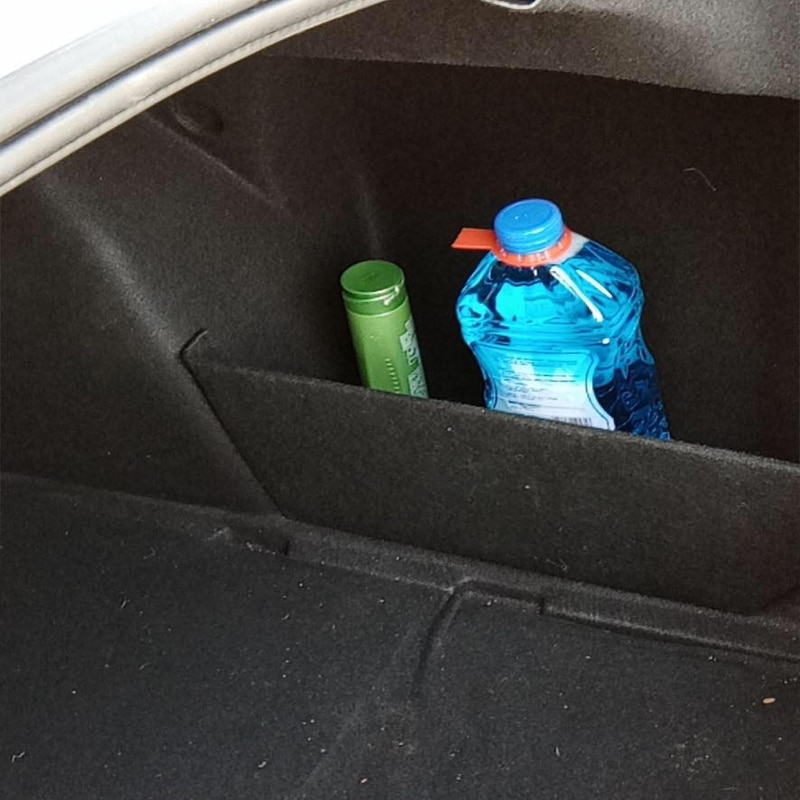 Car Trunk Side Storage Organizer Board Storage Partitions on Both Sides of The Trunk Partition Tail Box for citroen for c-qurtre: 1pcs right