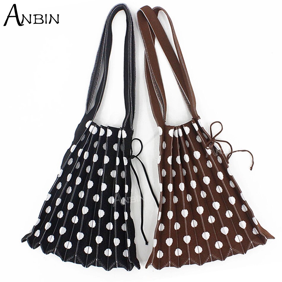 Vrouwen Polka Dot Geplooide Zak Gevouwen Contrast Kleur Wollen Gebreide Vrouwelijke Mode Schouder Handtas Orgel Grote Capaciteit Shopping Tote