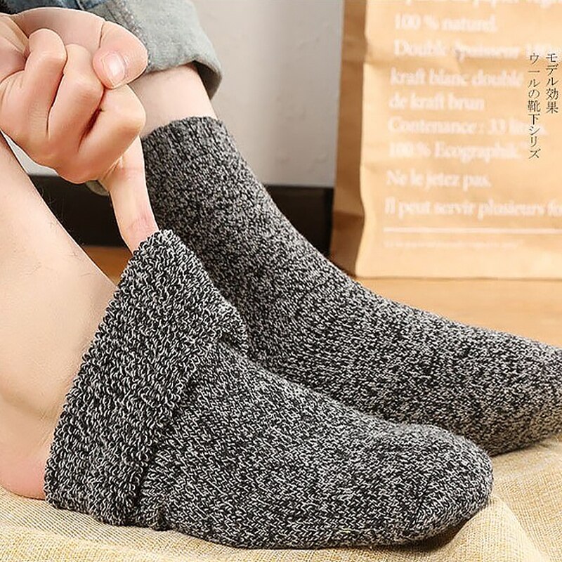 1/2 Pairs Winter Super Thermosocks Thicker Men Socks Harajuku Style Cold Protection Anti-frostbite Snow Outdoor Warm Size39-45