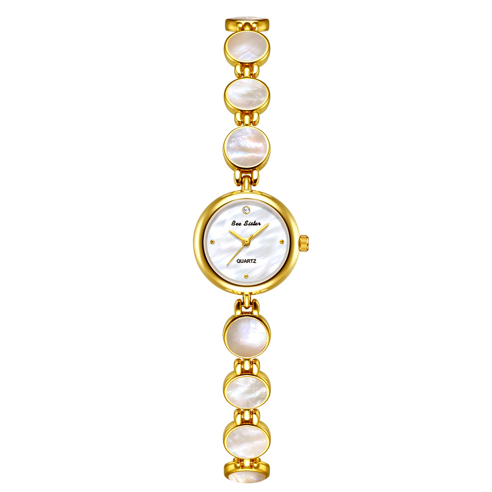Nieuw in dameshorloges luxe mode schelparmband dame jurk horloge goud kleine wijzerplaat quartz horloge: WHITE