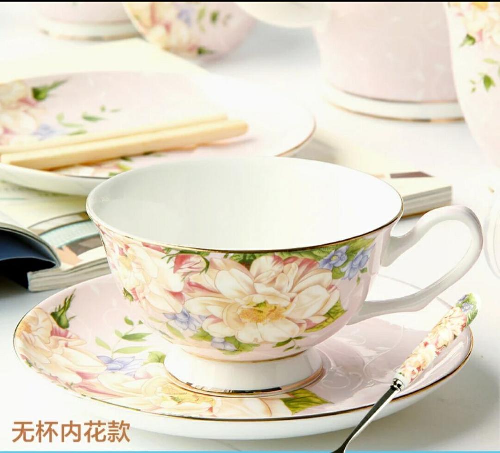 Bone china kaffekop & underkop witn ske rød te engelsk eftermiddagste passer 210ml kaffesæt til rådighed: Blomme
