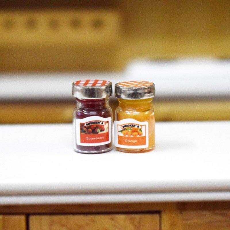 Nette Mini 2 Flaschen Marmelade 1/12 Puppenhaus Miniatur Lebensmittel Täuschen Spiel Küche Zubehör Spielzeug