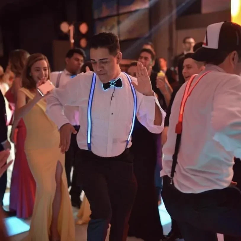 NUOVO Cravatta Fiocco Luci a portato Bretelle Festival Forniture per feste Pazzo Festa di nozze tempo Donna Bretelle Grucce per uomo SD01