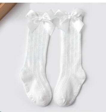 Crianças meninas grande arco na altura do joelho meia alta algodão macio rendas menina meias arco do bebê joelho longo recém-nascido meias novas crianças: White Bow Socks / Fit 2 to 4 year