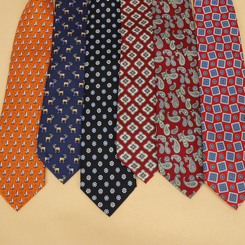 Corbata de seda clásica para hombre, corbatas con estampado Floral a cuadros de 9cm, color rojo, ropa Formal de negocios y boda,