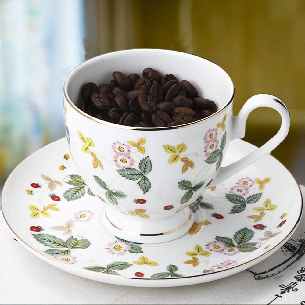 Bone China Coffee Cup Sets Colorful Butterfly Ceramic Tea Cups And Saucers British Office Teacup Porcelain Nice