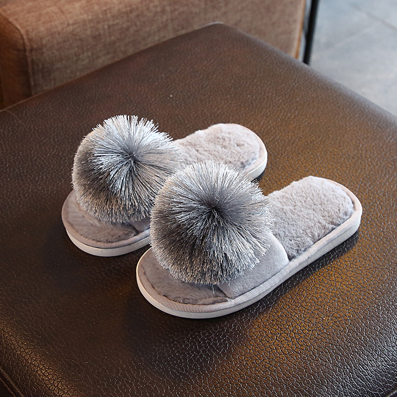 Herfst Pluche kinderen Slippers Meisjes Mode Fleece Thuis Indoor Non-slip Slippers Effen Slippers Kids Maat 26-35 leuke