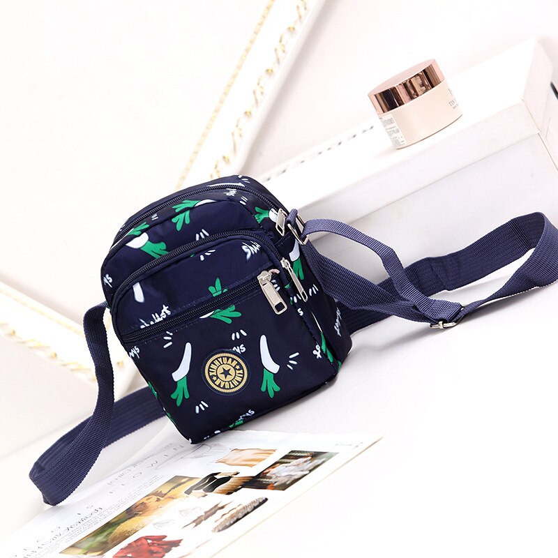 Women's Canvas Single Shoulder Bag Women's Bag Nylon Leisure Cross Small Bag Manufacturer Korean Multi-layer: COLOR2