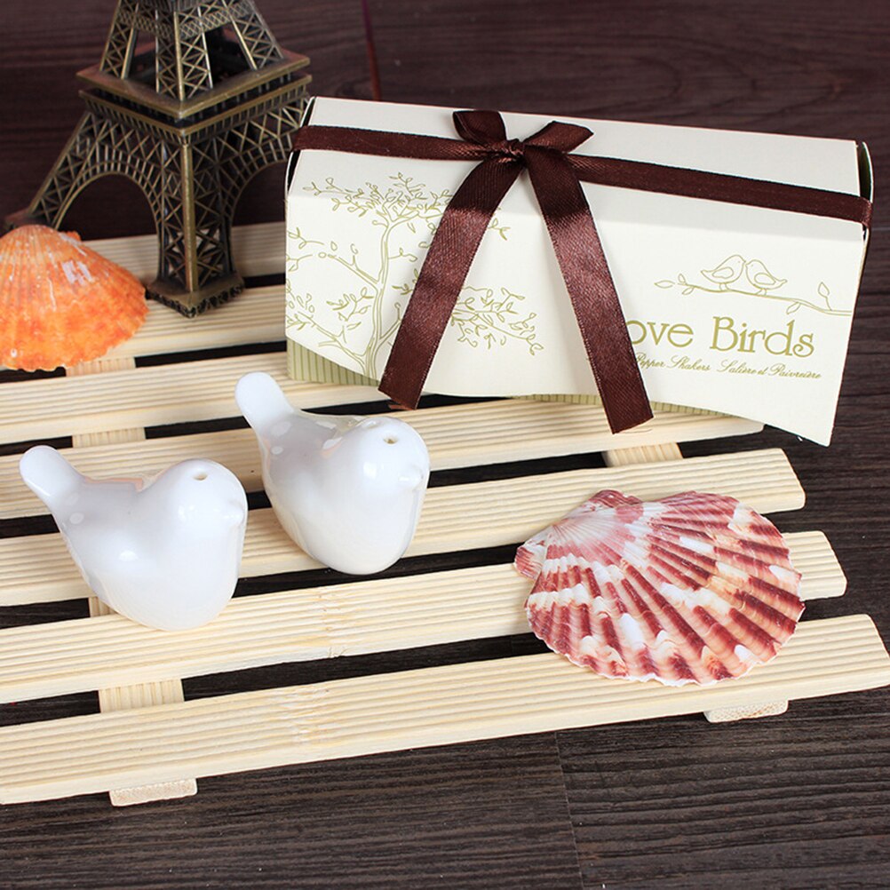 Cheapest Wedding Party Favors 1 set Love birds ceramic Salt and Pepper shaker 12.1*4.1*5.1CM