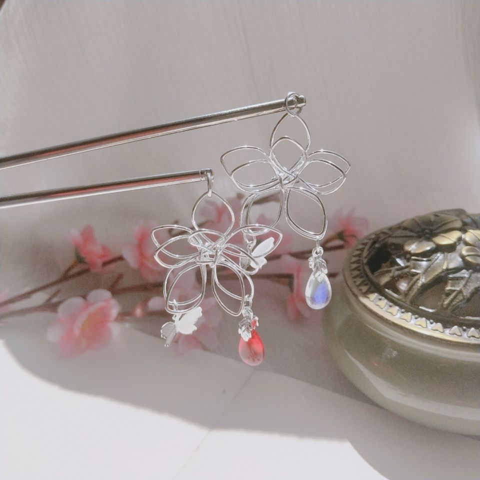 Tian Guan Ci Fu Hairpin Hair Clip Women Tassel Butterfly Flower Trendy Hua Cheng Xie Lian Chain Pendant Girls Hair Jewelry