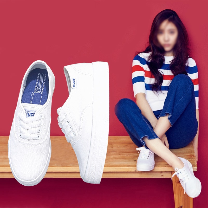 Small white shoes Korean canvas shoes women's thick soled flat bottom casual Board Shoes White women's shoes