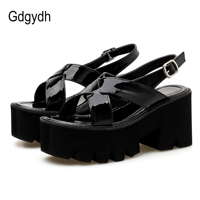 Gdgydh Lakleder Vrouwen Platform Sandalen Blok Hak Zwarte Zomer Schoenen Gothic Punk Schoenen Vrouw Terug Riem