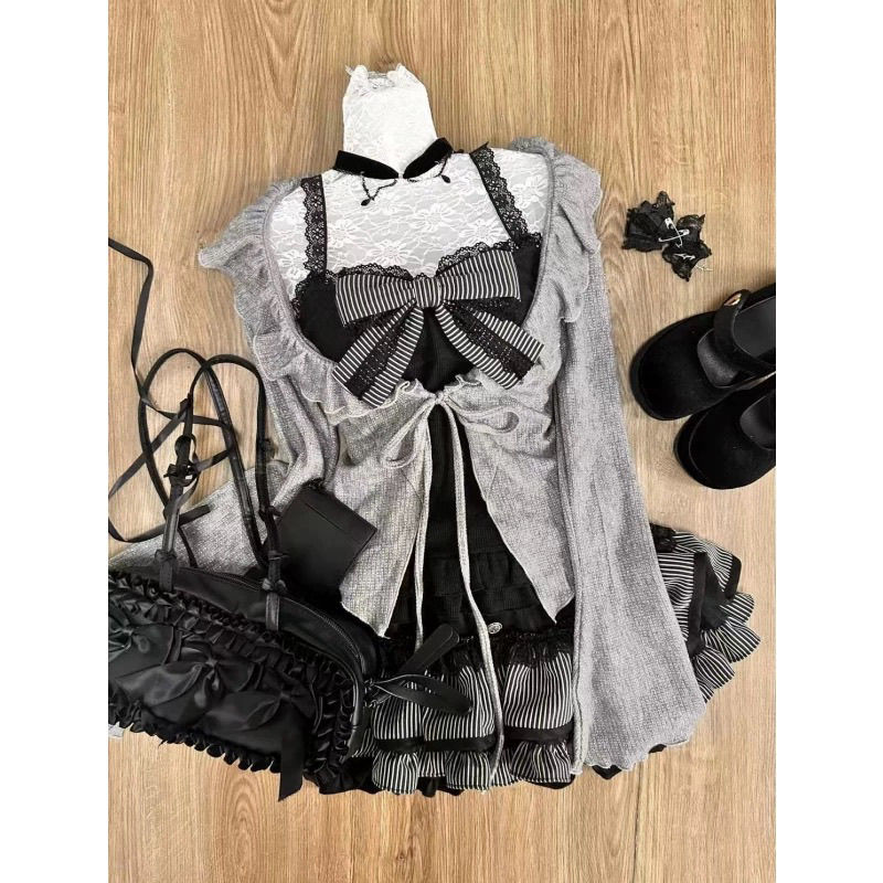 Sommer Herbst würzen Mädchen Abi Kultur Grau Schwarz Spitze Y2K Strickjacke Tragen Kuchen Spleißen Hosenträger Felsen Drei-stück einstellen für Frauen