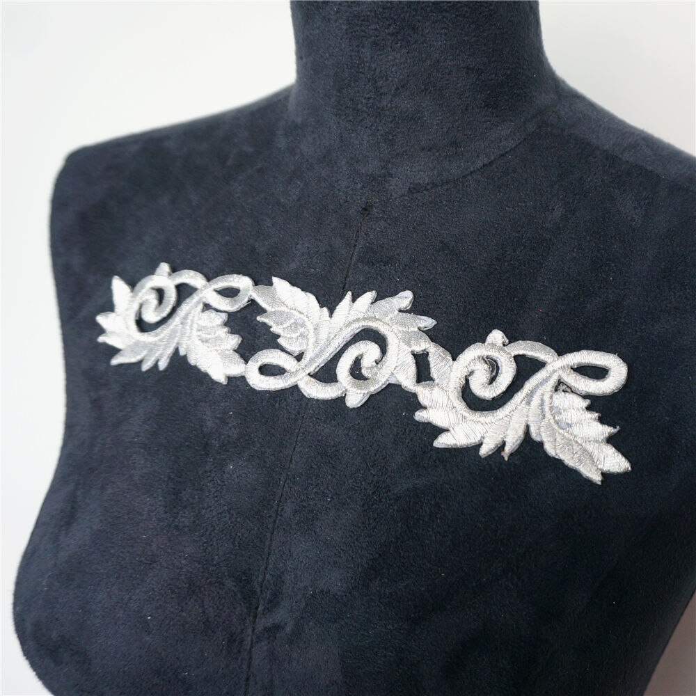 Parches bordados con de hojas y flores dorados y plateados para coser plancha sobre insignia, distintivos étnicos huecos para ropa, decoración DIY