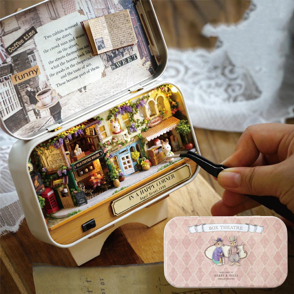 DIY 3D domek dla lalek Wykonany ręcznie zabawny skrzynka teatr miniatura (bez pokrywy) szkło śliczne DIY montaż zabawki Chata pudełko Dollhouses L7L4