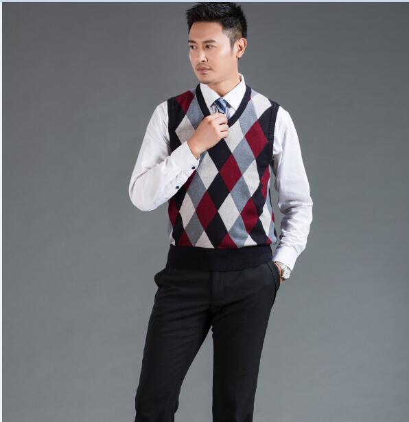 Mens Autumn Argyle Sleeveless Sweater V Neck Man Woo Clothes Knit Vest