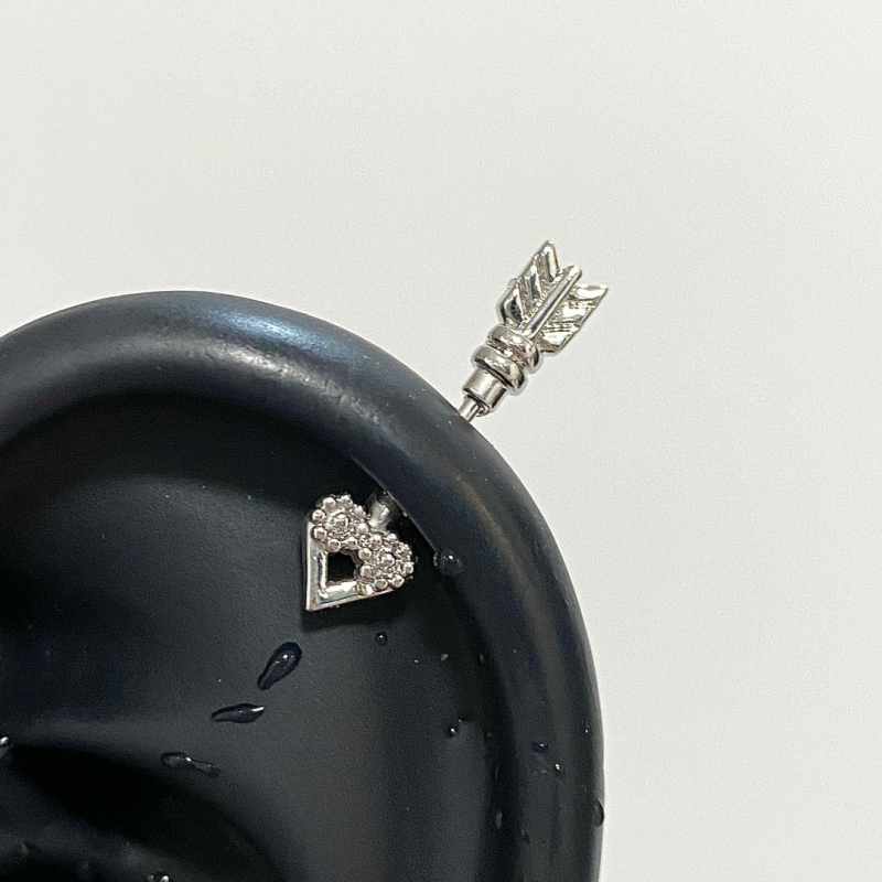 Engelstjerne hestesko ring 316l rustfritt stål ørebein spiker  y2k delikate vanntette øredobber for kvinner tilbehør: Lys gul farge