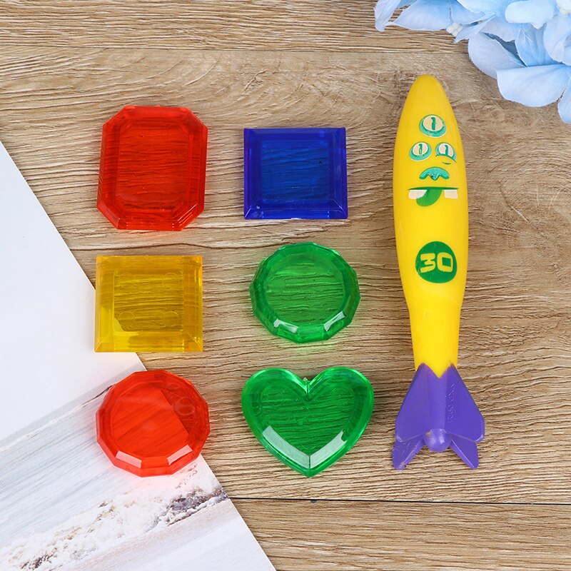 1impostato = 7pz Siluro Razzo di Lancio Giocattolo di Nuoto piscina immersione Gioco proprietà Siluri Banditi Bambini Subacquea tuffo Spiedi giocattolo