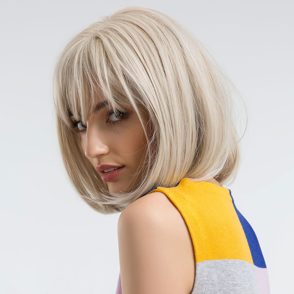 Peluca corta Bob rubia platino con flequillo, peluca rubia recta Natural sintética para mujeres blancas, cabello resistente al calor para fiestas diarias