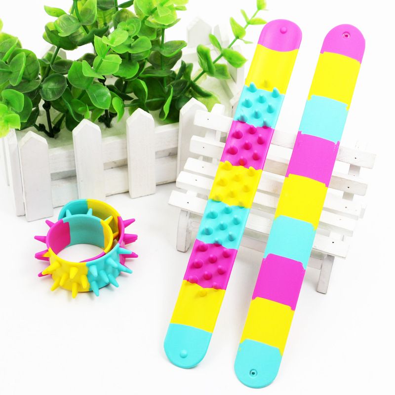 Pulsera de silicona con pinchos para niños, brazalete sensorial clásico para autismo, oficina, escuela, Slap